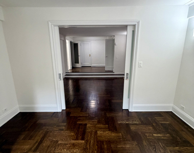 137 East 38th Street - Photo Thumbnail 1