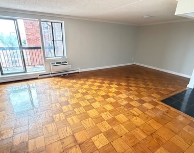 140-16 34th Avenue - Photo Thumbnail 2