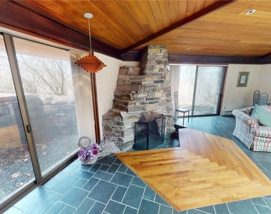 200 Steele Road - Photo Thumbnail 2