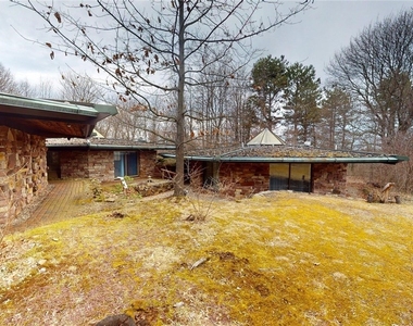 200 Steele Road - Photo Thumbnail 24