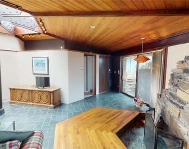 200 Steele Road - Photo Thumbnail 13