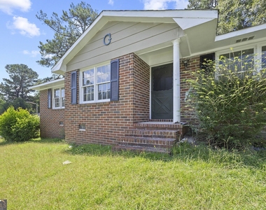 2260 Arrowwood Drive - Photo Thumbnail 2