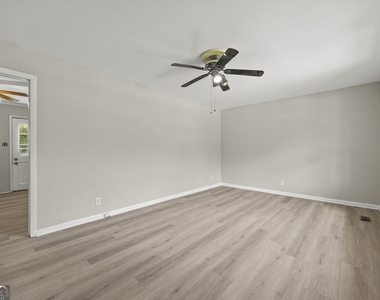 2260 Arrowwood Drive - Photo Thumbnail 15
