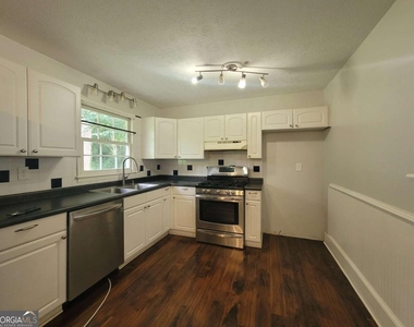 4641 Lucerne Valley Road - Photo Thumbnail 3