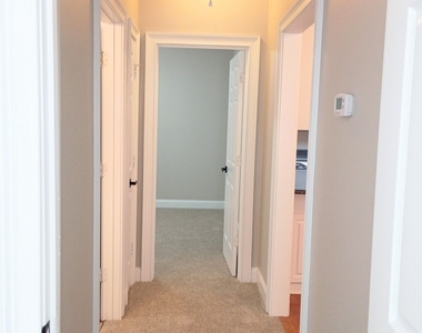 814 11th Street - Photo Thumbnail 15