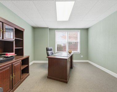 2570 Wood Creek Court - Photo Thumbnail 48