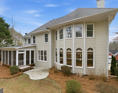 2570 Wood Creek Court - Photo Thumbnail 3