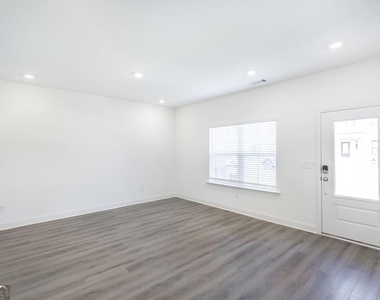 111 Prospect Avenue - Photo Thumbnail 4