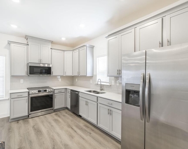 111 Prospect Avenue - Photo Thumbnail 8