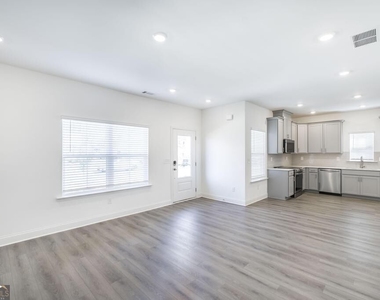 111 Prospect Avenue - Photo Thumbnail 6