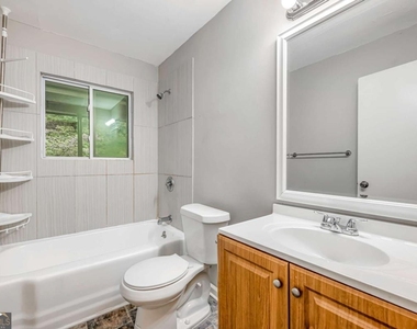 847 Gertrude Place Nw - Photo Thumbnail 11