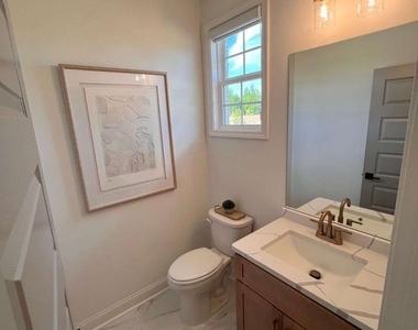 1355 Sydney Oaks Drive - Photo Thumbnail 5