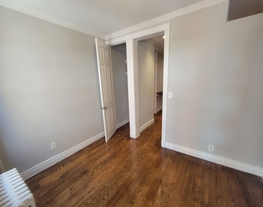 219 East 23rd Street - Photo Thumbnail 5