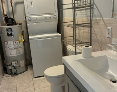 155 Fairview Ave - Photo Thumbnail 14
