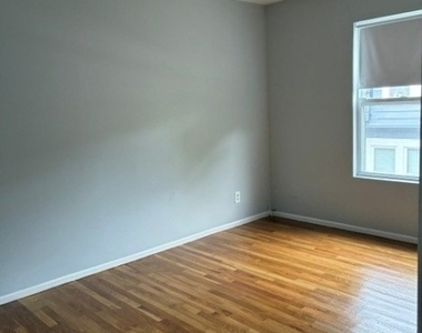 155 Fairview Ave - Photo Thumbnail 11