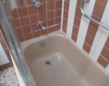 363b Chesterfield Court - Photo Thumbnail 22