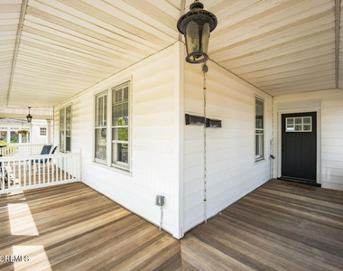 64 Shrewsbury Avenue - Photo Thumbnail 23