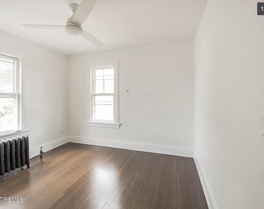 64 Shrewsbury Avenue - Photo Thumbnail 15