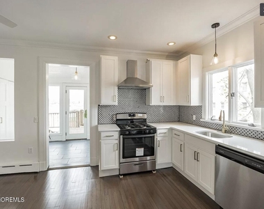 64 Shrewsbury Avenue - Photo Thumbnail 1