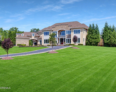 2 Hop Brook Lane - Photo Thumbnail 4