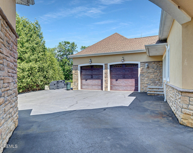 2 Hop Brook Lane - Photo Thumbnail 6