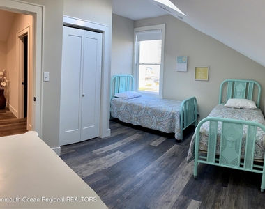 447 E Main Street - Photo Thumbnail 12
