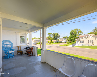 22 Brevent Avenue - Photo Thumbnail 3
