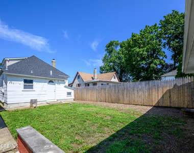 22 Brevent Avenue - Photo Thumbnail 19