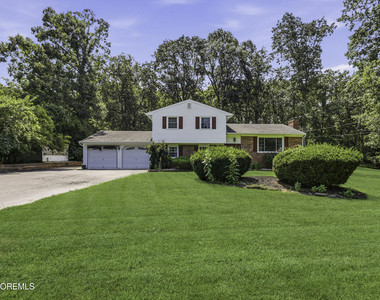 221 New Central Avenue - Photo Thumbnail 8