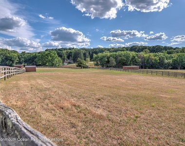 284 Millstone Road - Photo Thumbnail 35