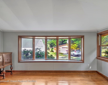 284 Millstone Road - Photo Thumbnail 16