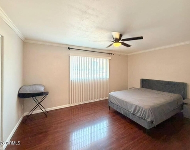 3033 W Caribbean Lane - Photo Thumbnail 17