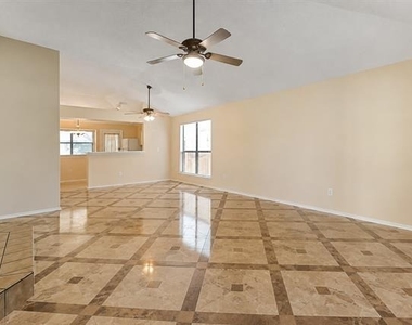 2332 Chestnut Way - Photo Thumbnail 3