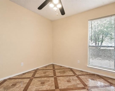 2332 Chestnut Way - Photo Thumbnail 10