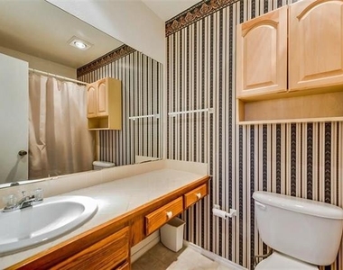2332 Chestnut Way - Photo Thumbnail 13