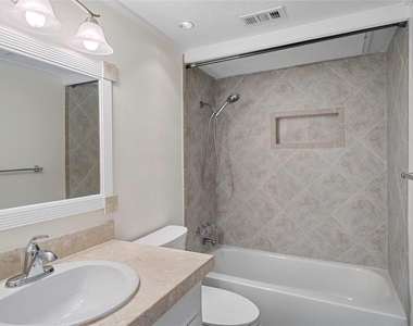 5881 Preston View Boulevard - Photo Thumbnail 14