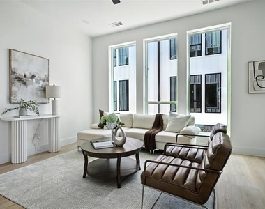 312 N Lancaster Avenue - Photo Thumbnail 12
