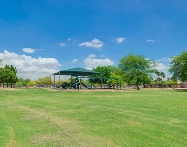 1580 W Saragosa Street - Photo Thumbnail 20