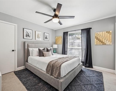 2833 Meadowbrook Drive - Photo Thumbnail 20