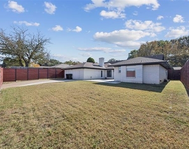 2833 Meadowbrook Drive - Photo Thumbnail 33