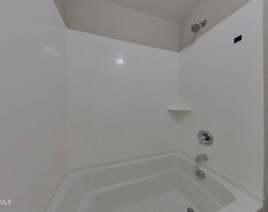 12564 W Hummingbird Terrace - Photo Thumbnail 15