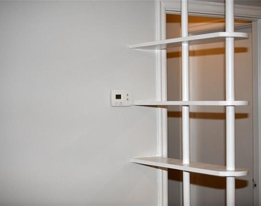 6123 Belgrade Avenue - Photo Thumbnail 13