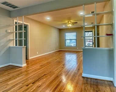 6123 Belgrade Avenue - Photo Thumbnail 5