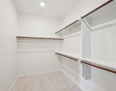 609 Bassett Hall Road - Photo Thumbnail 14
