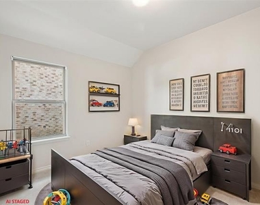 609 Bassett Hall Road - Photo Thumbnail 17