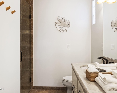 6719 E 2nd Street - Photo Thumbnail 7
