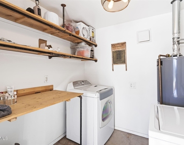 6719 E 2nd Street - Photo Thumbnail 16