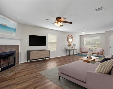 6432 Paradise Valley Road - Photo Thumbnail 6