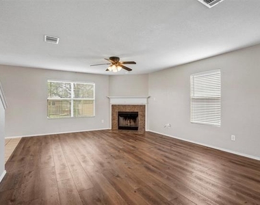 6432 Paradise Valley Road - Photo Thumbnail 2
