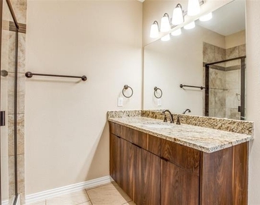 134 Canales Circle - Photo Thumbnail 17